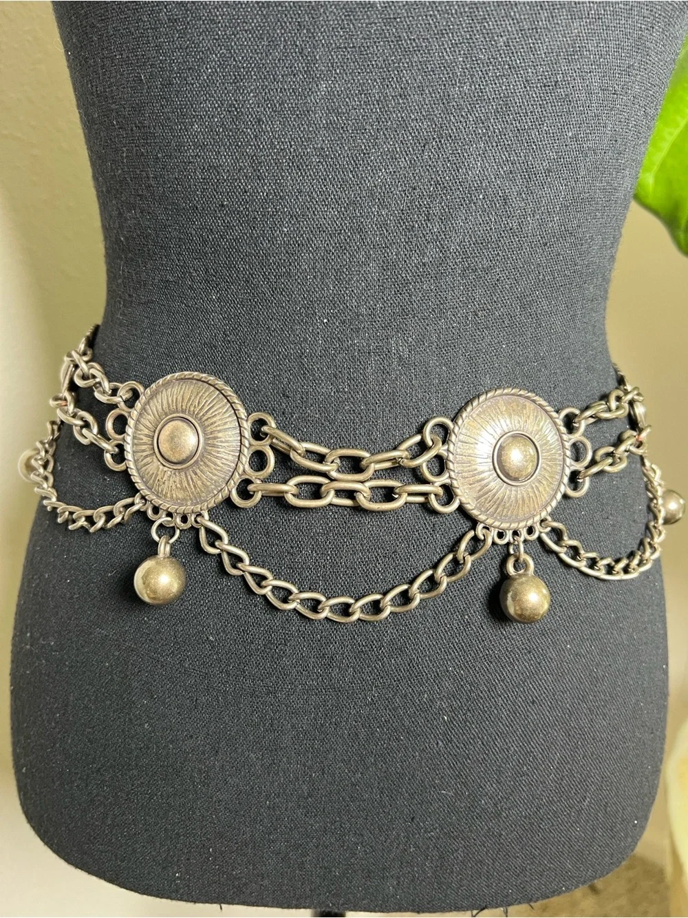 ESCADA Women’s Vintage Chainlink Metal Three-layer Antique Silver Tone Belt